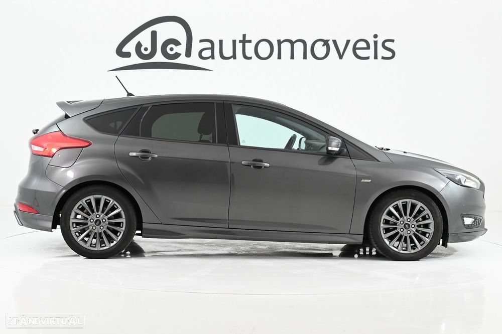 Ford Focus 1.0 EcoBoost ST-Line - 6