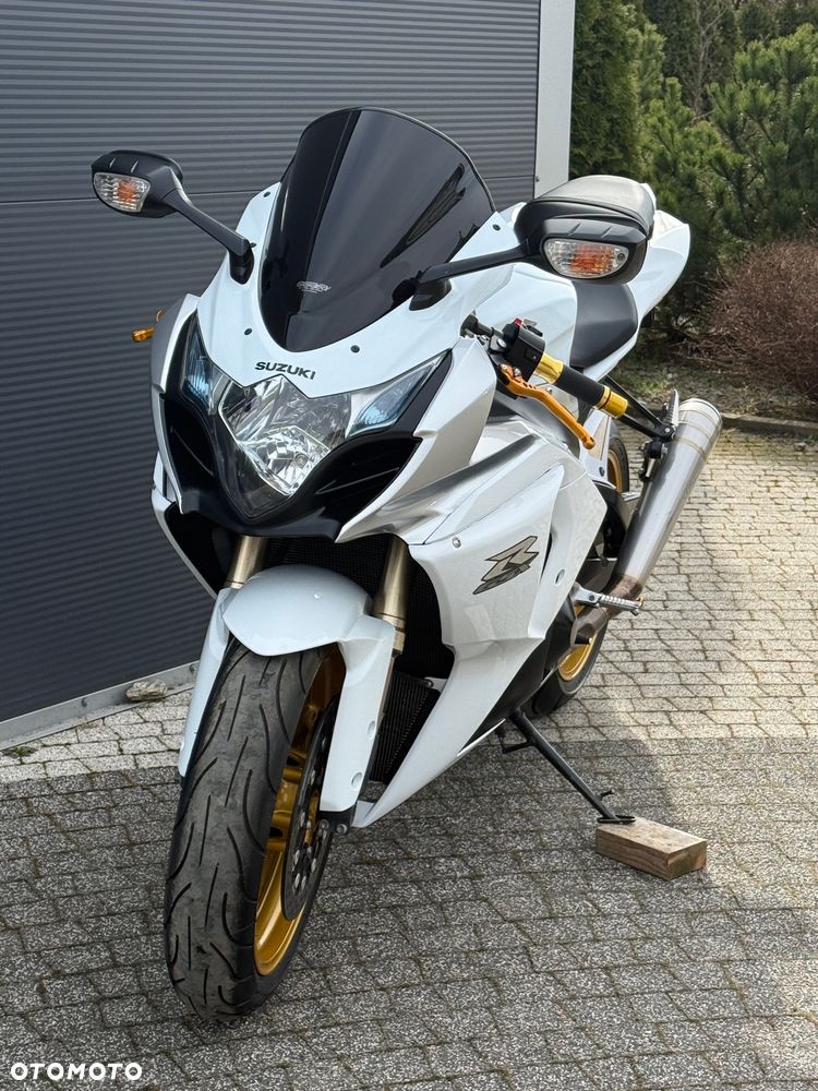 Suzuki GSX-R - 8