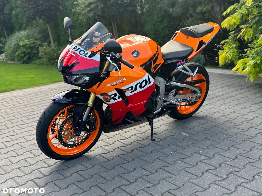 Honda CBR - 7