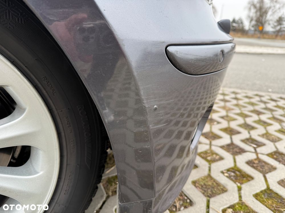 BMW Seria 1 120d - 36