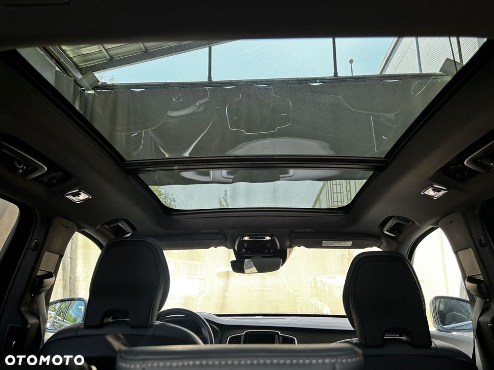 Volvo XC 90 - 19