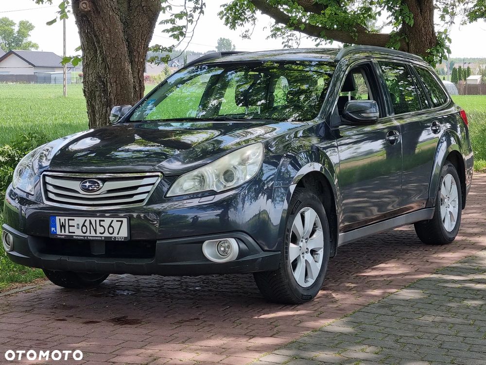 Subaru Outback 2.5i Comfort AT - 1