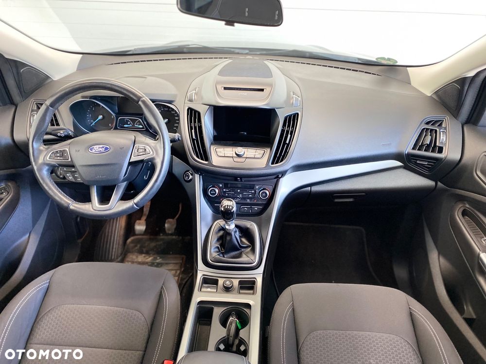 Ford Kuga 2.0 TDCi FWD Titanium - 10