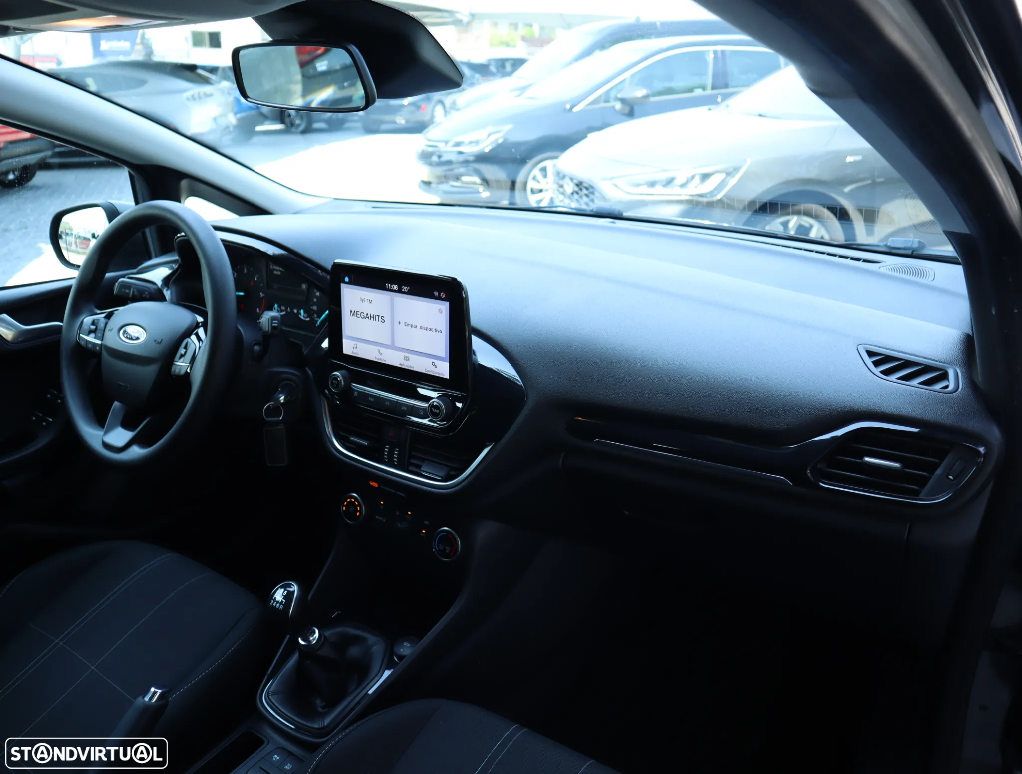 Ford Fiesta 1.5 TDCi Business - 18