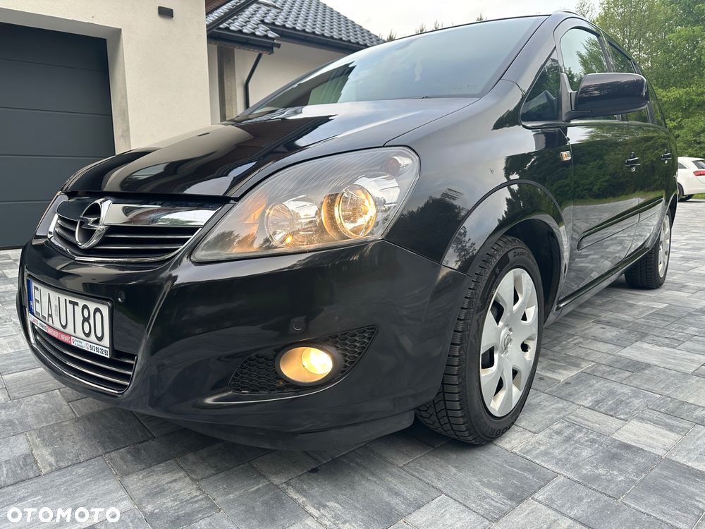 Opel Zafira 1.8 Cosmo - 4