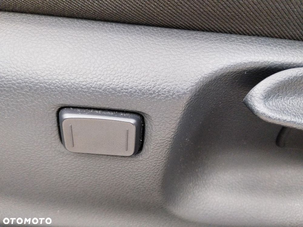 Toyota Yaris Cross Hybrid 1.5 Style - 24