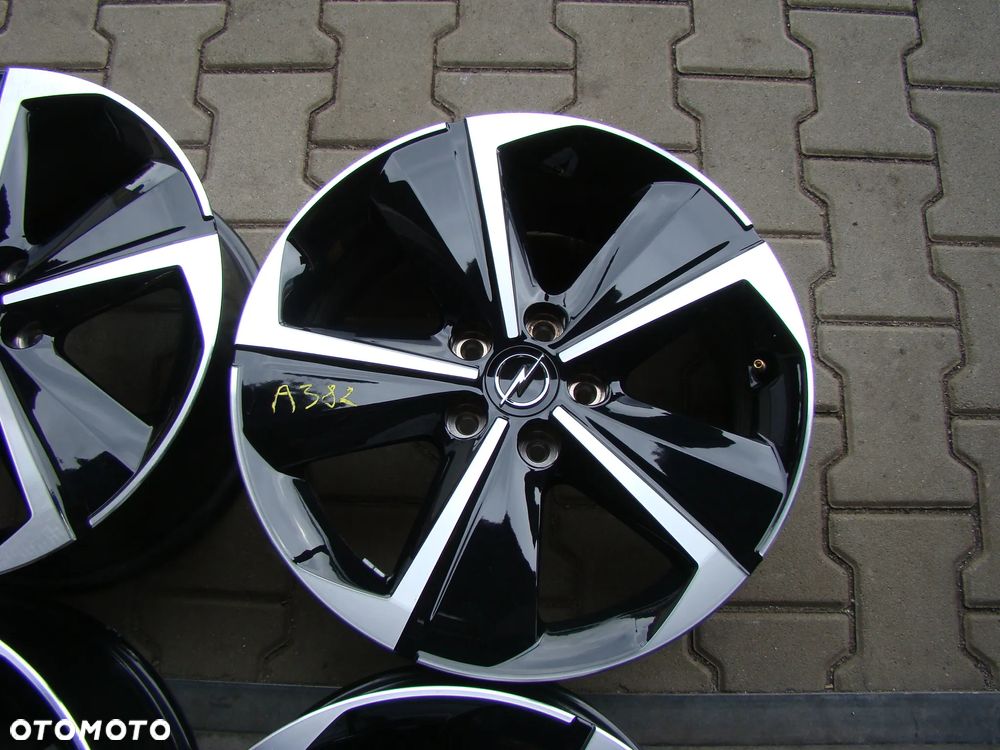 a382 5x108 Opel Astra L Combo GrandLand X Zafira Life Vivaro 7,5jx17 - 3