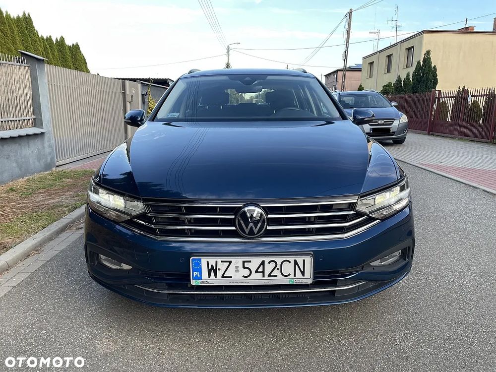 Volkswagen Passat 2.0 TDI EVO Business DSG - 2