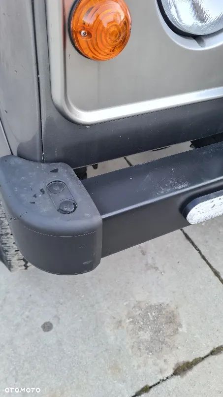 Land Rover Defender 110 2.4 TD4 E - 8