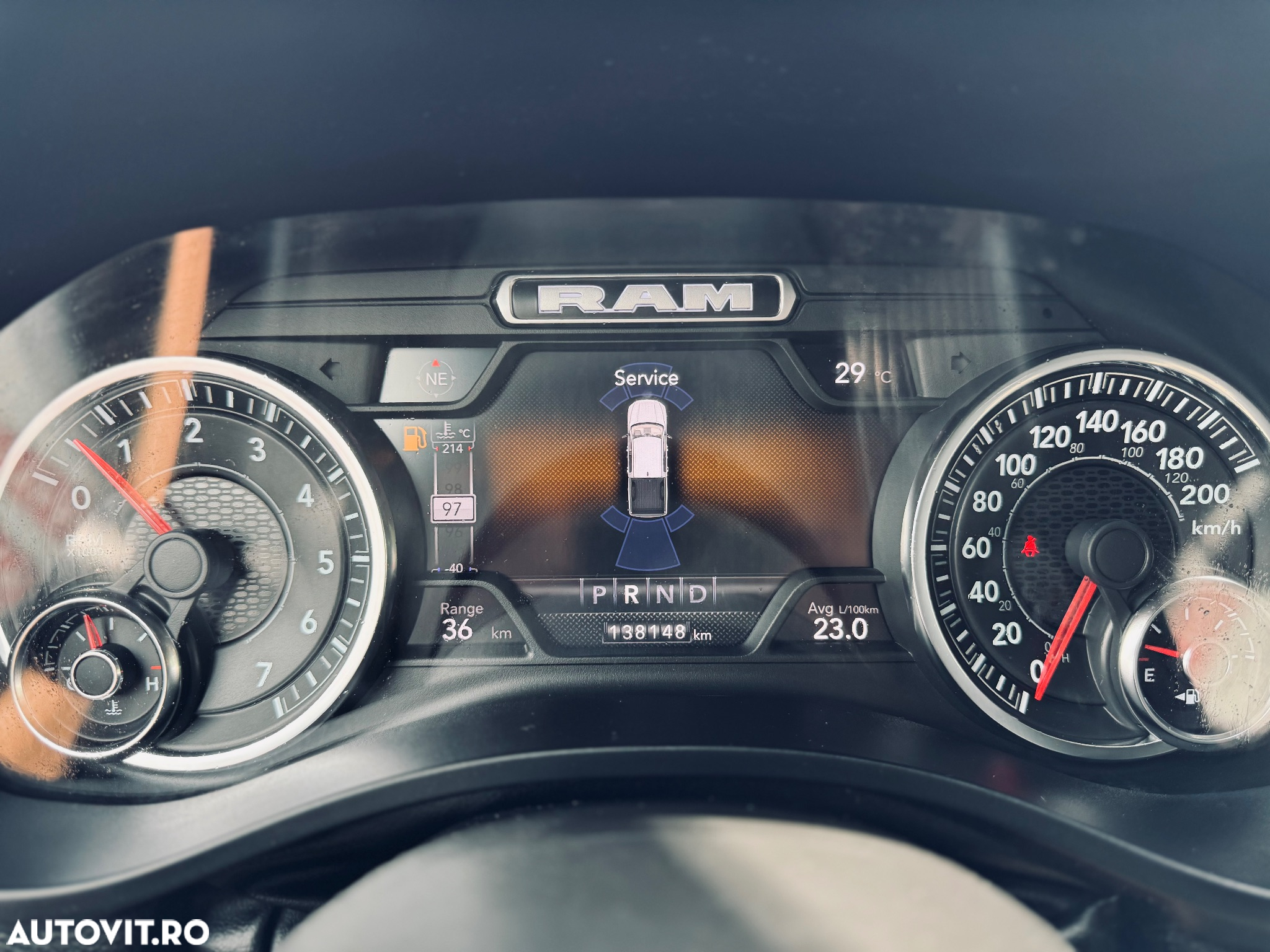 Dodge RAM - 8