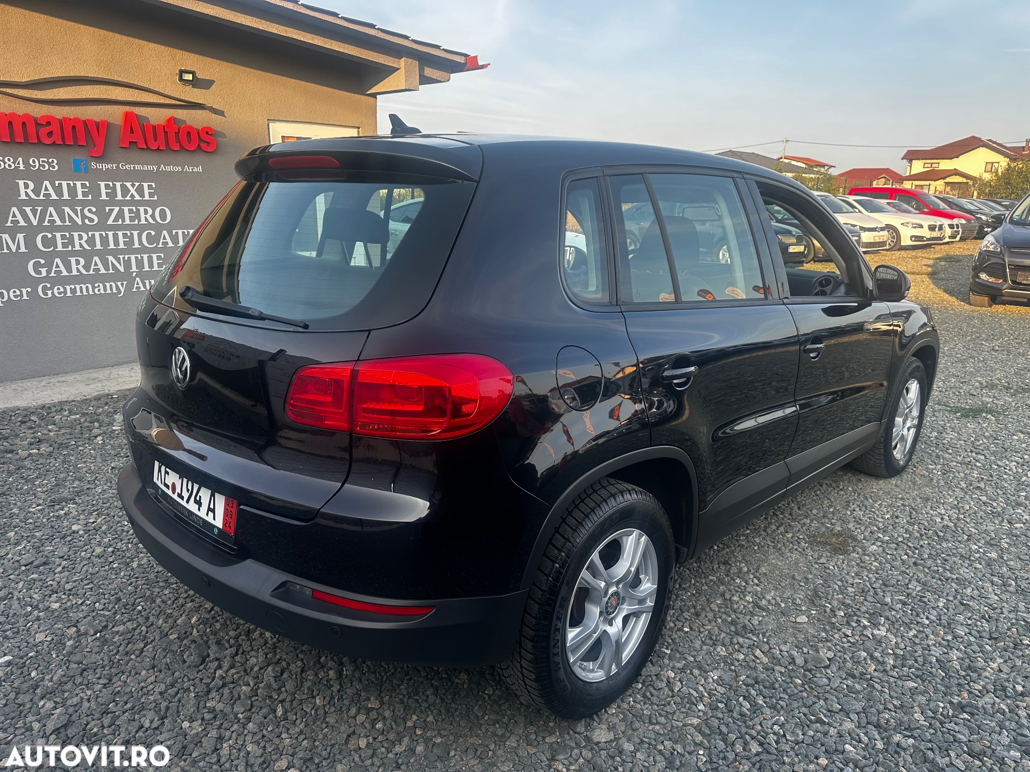 Volkswagen Tiguan 1.4 TSI BlueMotion Technology Exclusive - 3