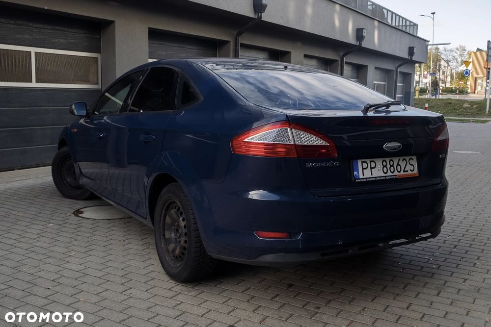 Ford Mondeo 2010 photo 2