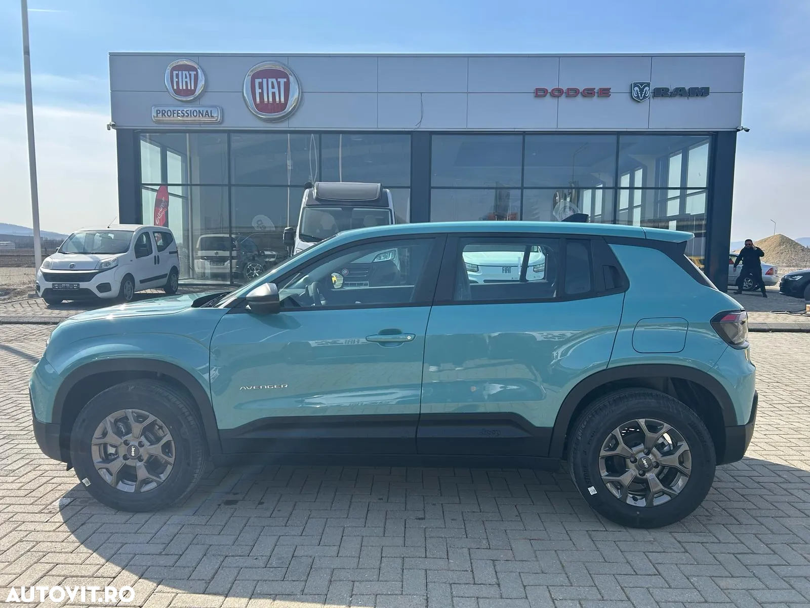 Jeep Avenger 1.2 AT6 Turbo MHEV Longitude - 8