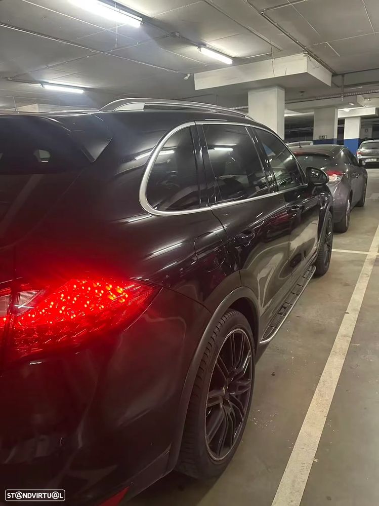 Porsche Cayenne - 18