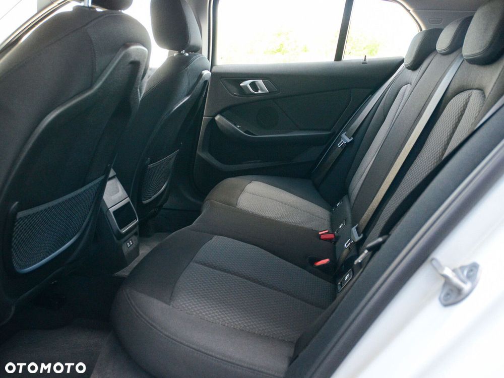 BMW Seria 1 - 28