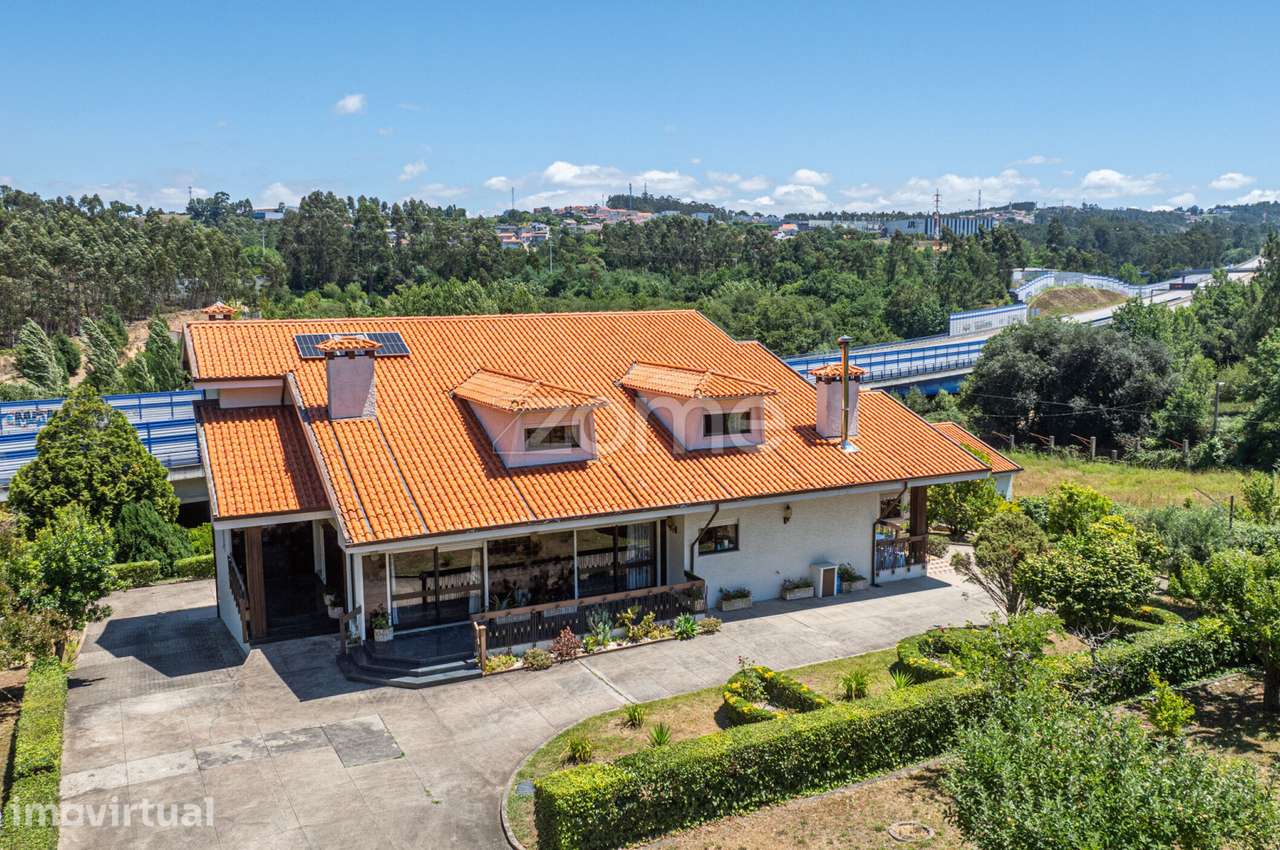Moradia T5 em Pedroso, Vila Nova de Gaia - Grande imagem: 3/60