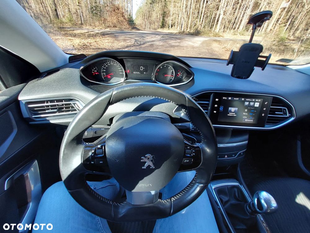 Peugeot 308 1.6 THP Active - 18