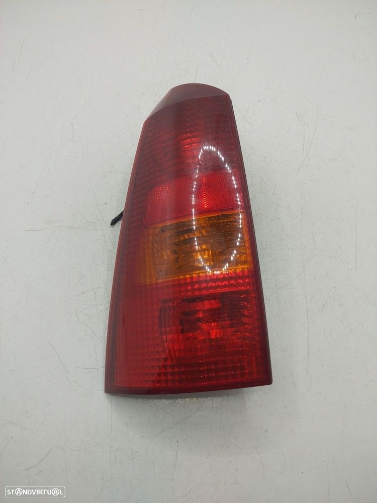 Farolim Stop Esq Ford Focus I Carrinha (Dnw) - 1