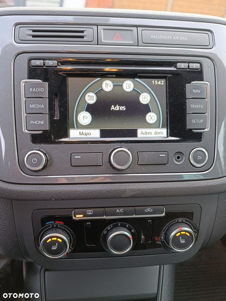 Volkswagen Tiguan - 12