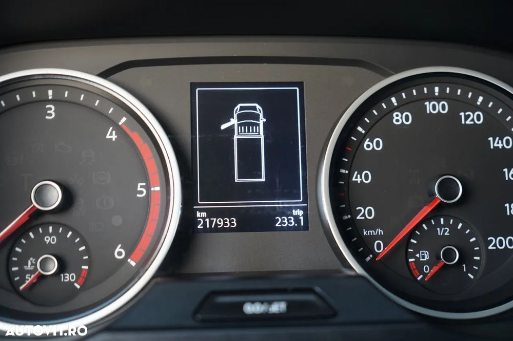 Volkswagen CRAFTER / CONTAINER / DHOLLANDIA LIFT / 2019 / TWIN / 3 LOCURI / - 35