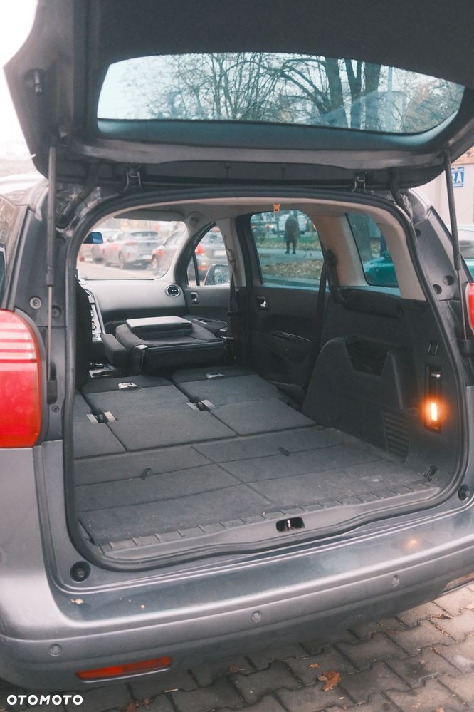 Peugeot 5008 - 16