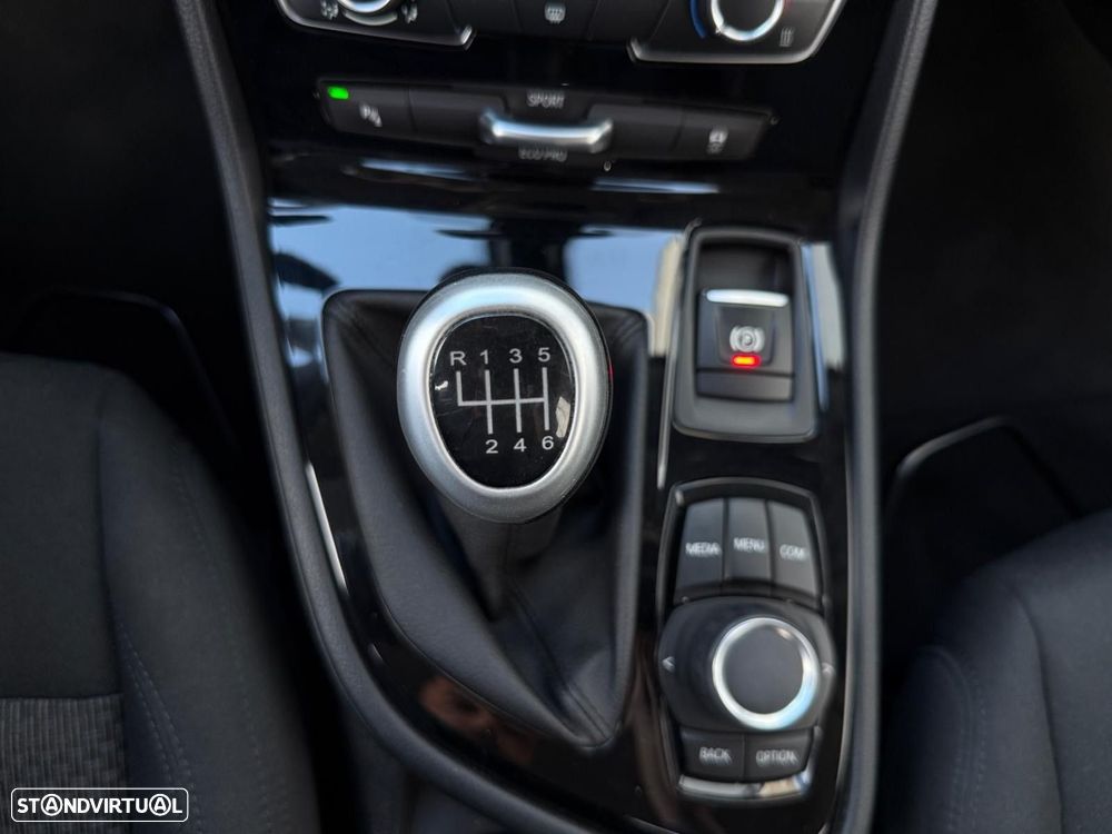 BMW 216 Active Tourer d Advantage - 21