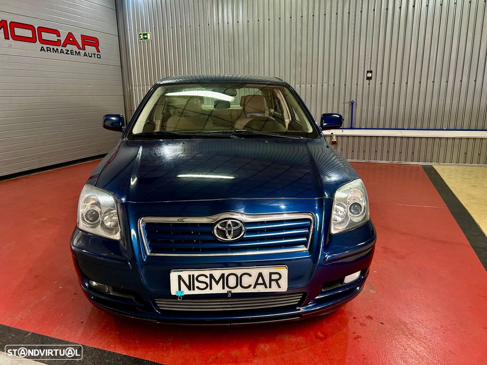 Toyota Avensis SD 2.0 D-4D Sol S/GPS - 2