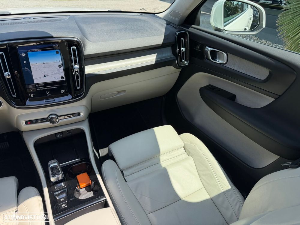 Volvo XC 40 1.5 T5 PHEV Inscription - 28