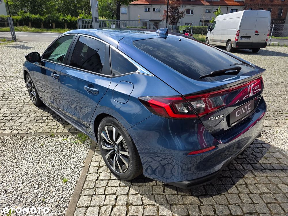 Honda Civic 2.0 i-MMD Elegance BSI CVT - 6