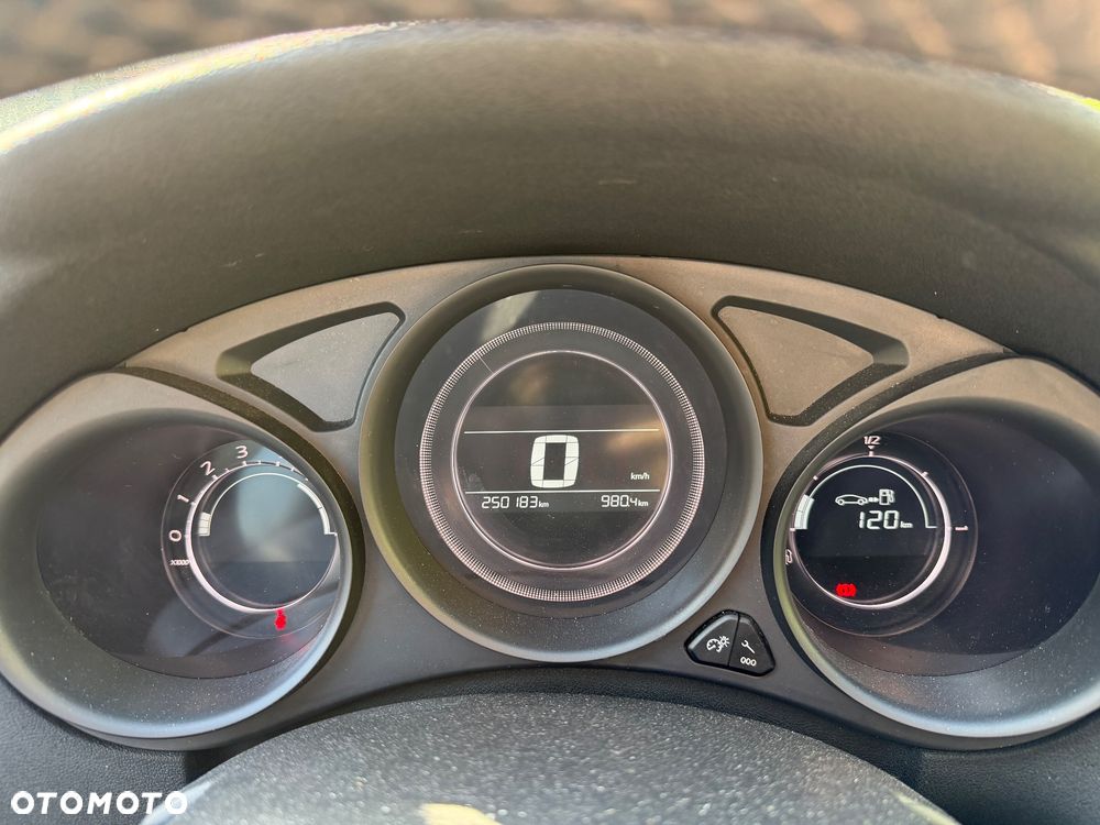 Citroën C4 BlueHDi 120 Stop&Start Shine - 13