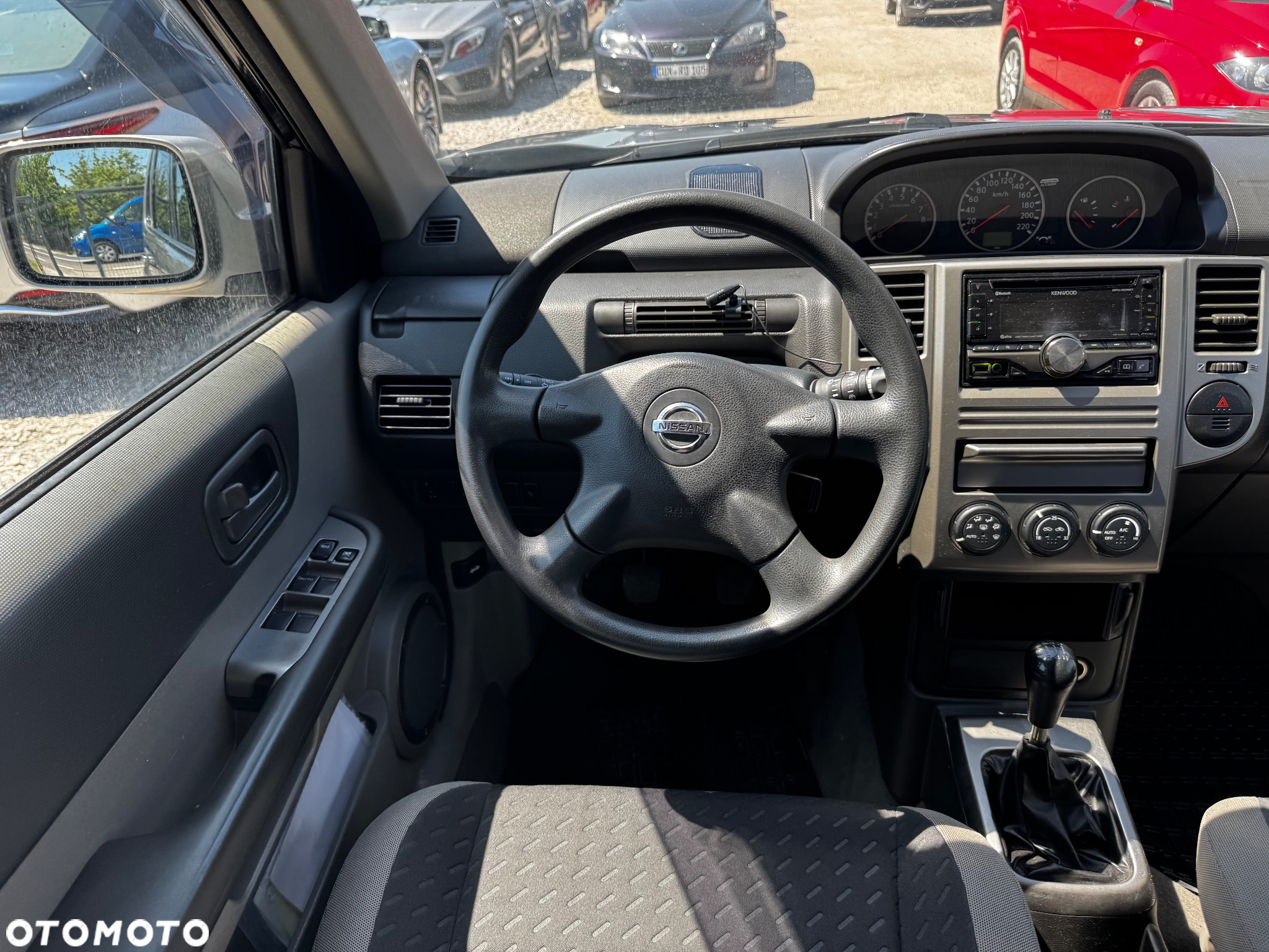 Nissan X-Trail 2.0 Comfort - 33