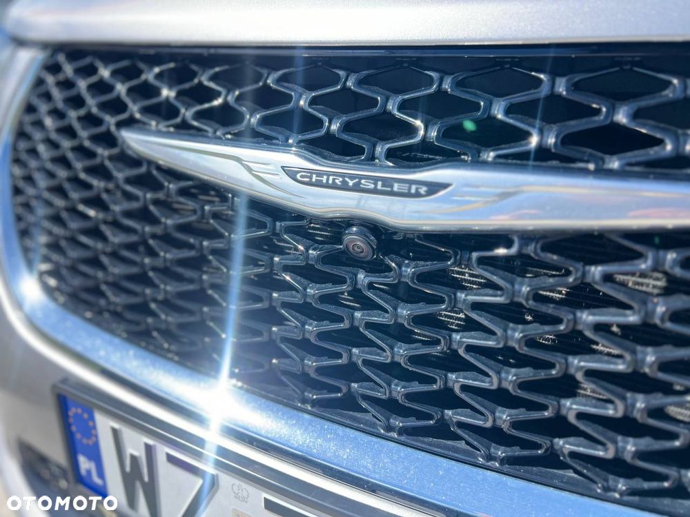 Chrysler Pacifica - 9