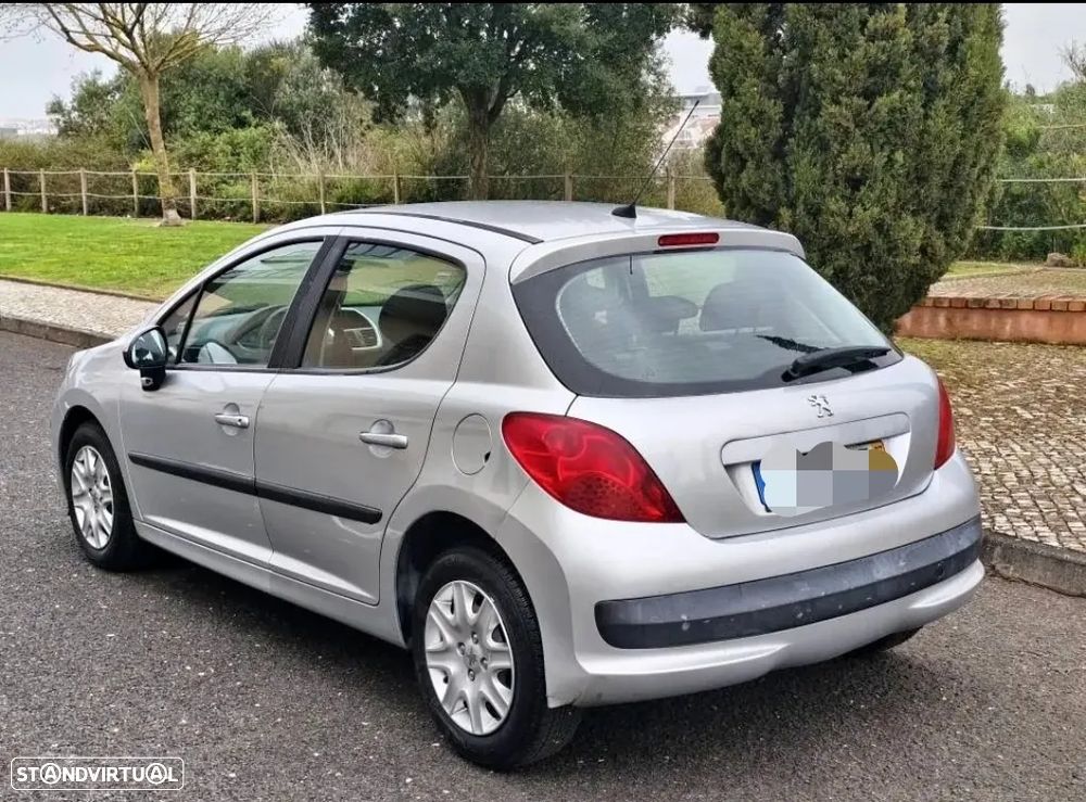 Peugeot 207 1.6 HDi Sport - 2