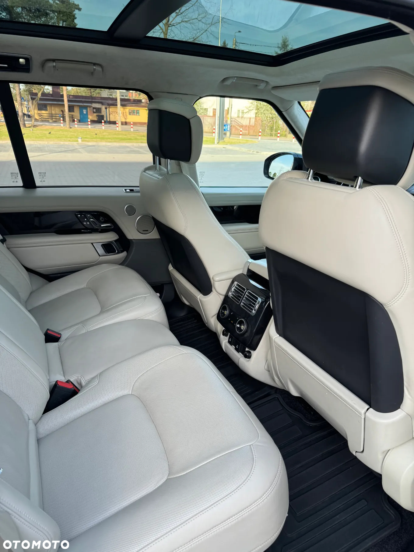 Land Rover Range Rover 4.4SD V8 AB - 13