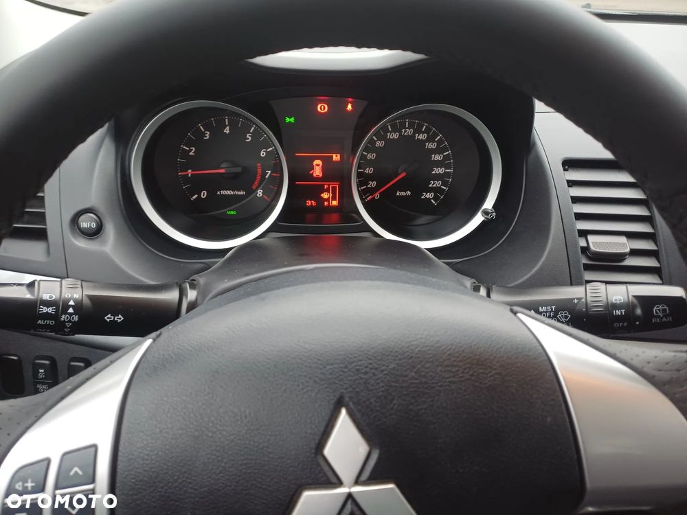 Mitsubishi Lancer 1.6 ClearTec XTRA - 10