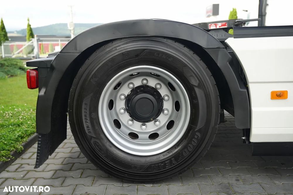 Volvo FH 460 / XXL I-SHIFT / 2023 R / EURO 6 - 23