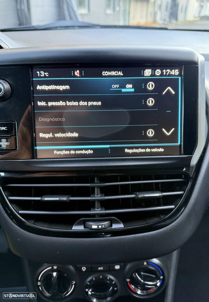 Peugeot 208 1.5 BlueHDi Signature - 37