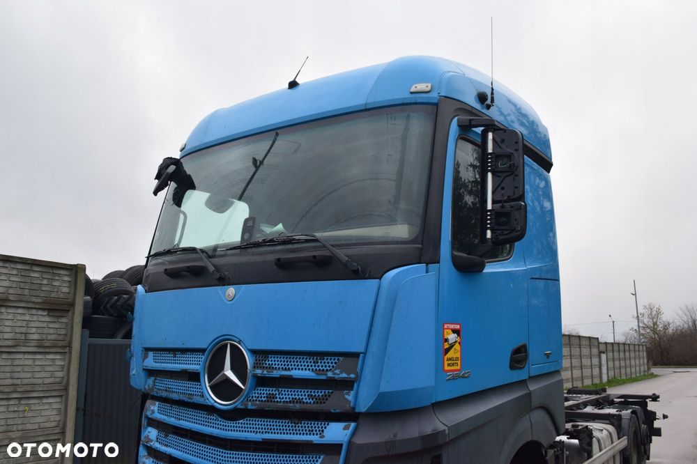 SZKIELET KABINY + DRZWI MERCEDES ACTROS MP4 STREAM SPACE - 1