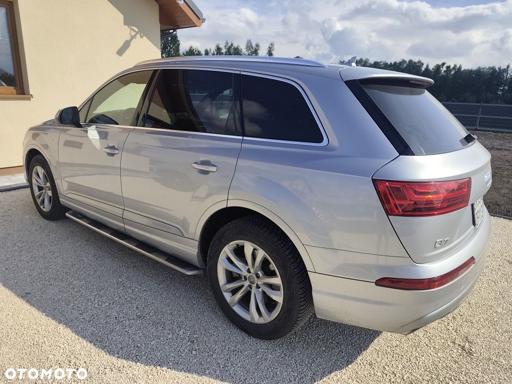 Audi Q7 - 7