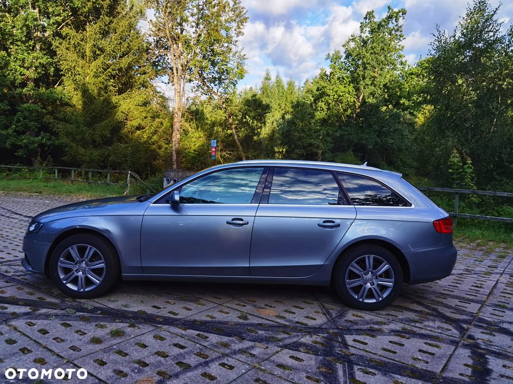 Audi A4 Avant - 8