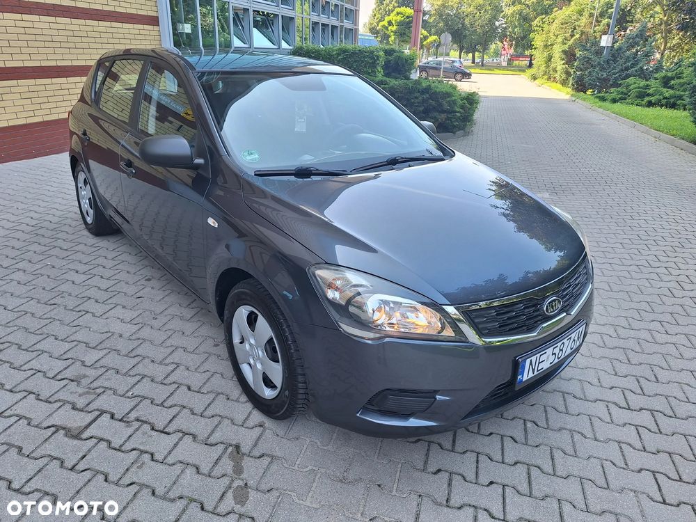 Kia Ceed 1.4 CVVT Spirit - 17