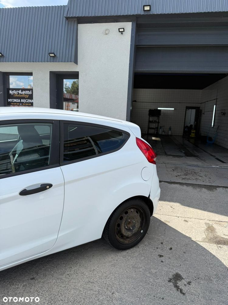 Ford Fiesta - 3