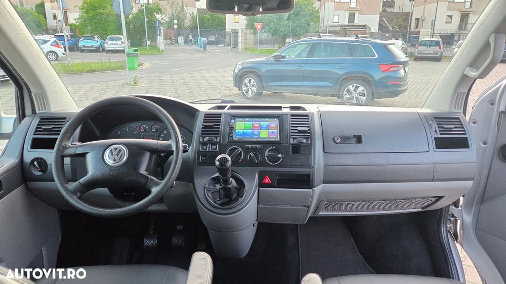 Volkswagen Transporter - 9