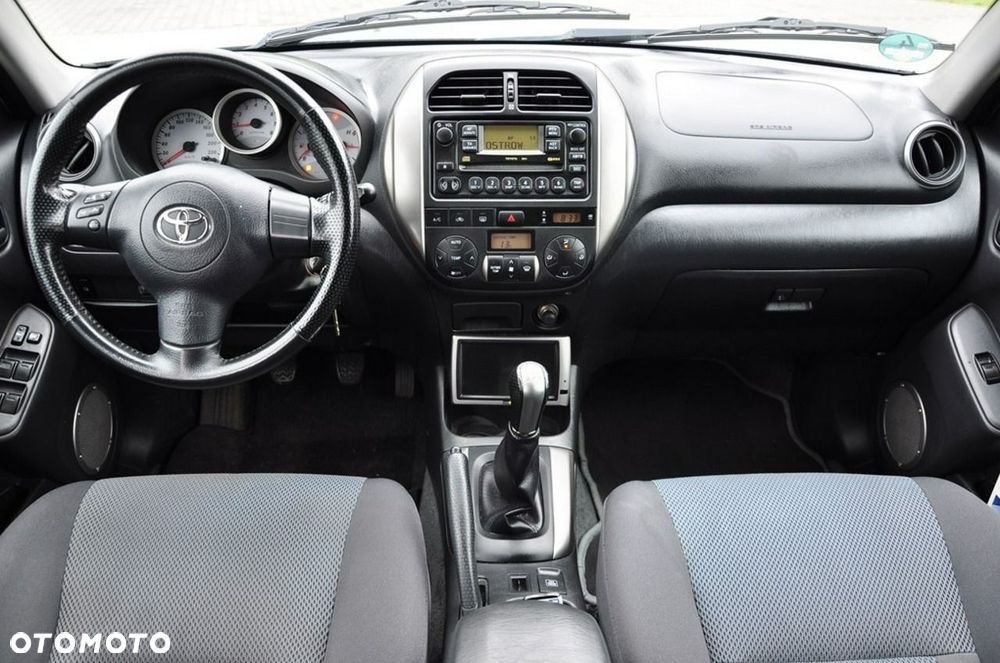 Toyota RAV4 2.0 VVT-i 4x4 - 30