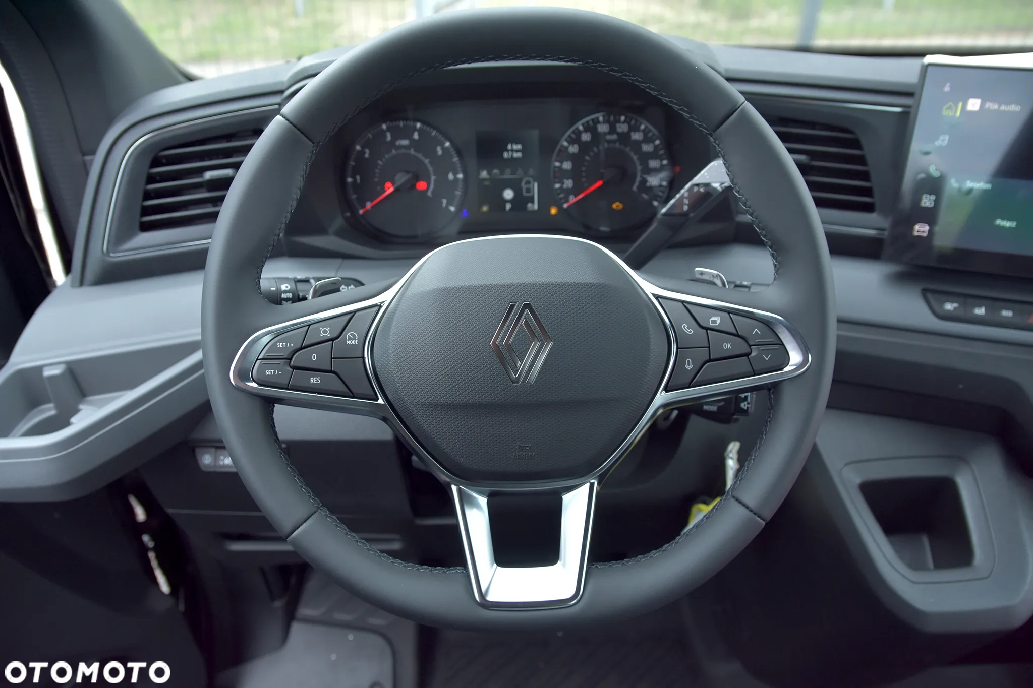 Renault Master automat 170KM - 11