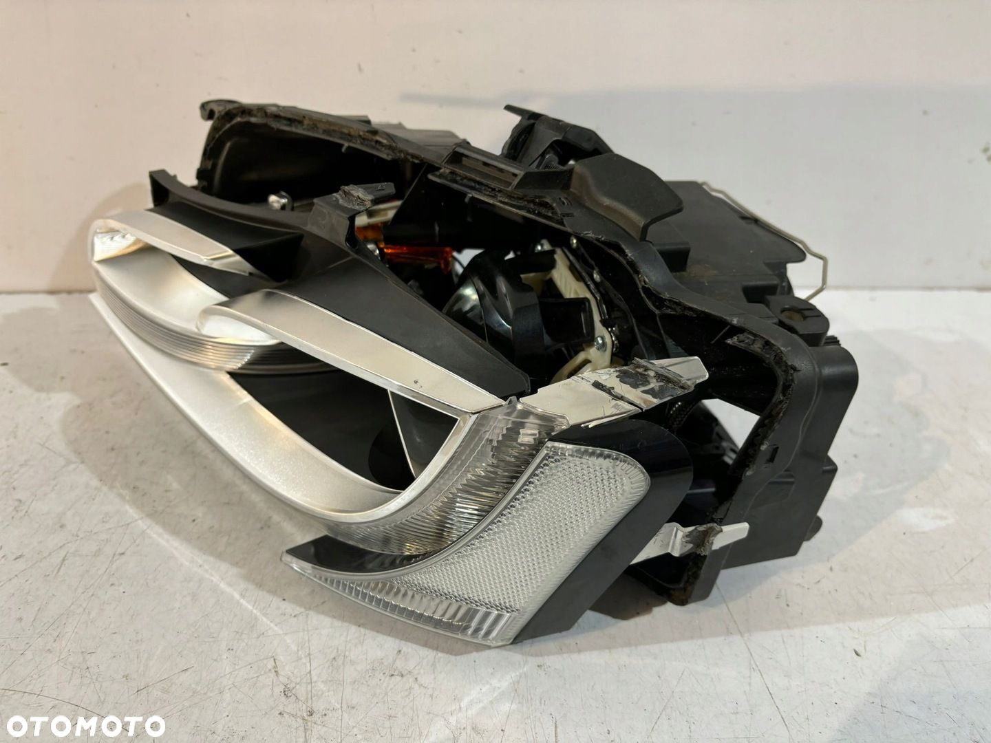 AUDI A5 8T Lampa Bi-Xenon skrętny Lewa - 16773 - 3