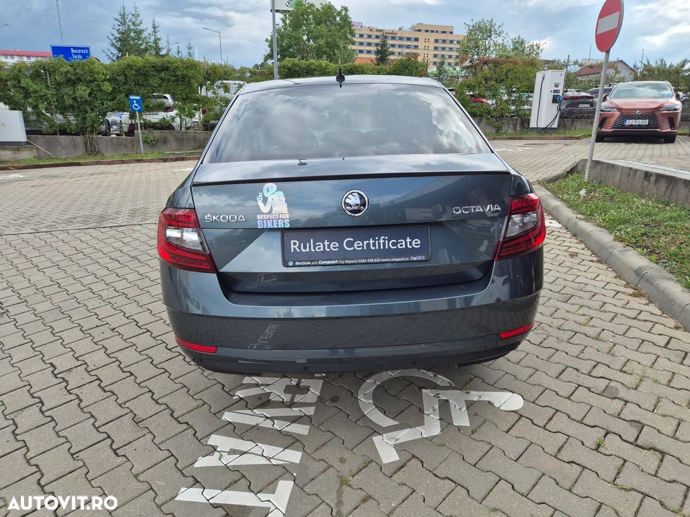 Skoda Octavia - 8