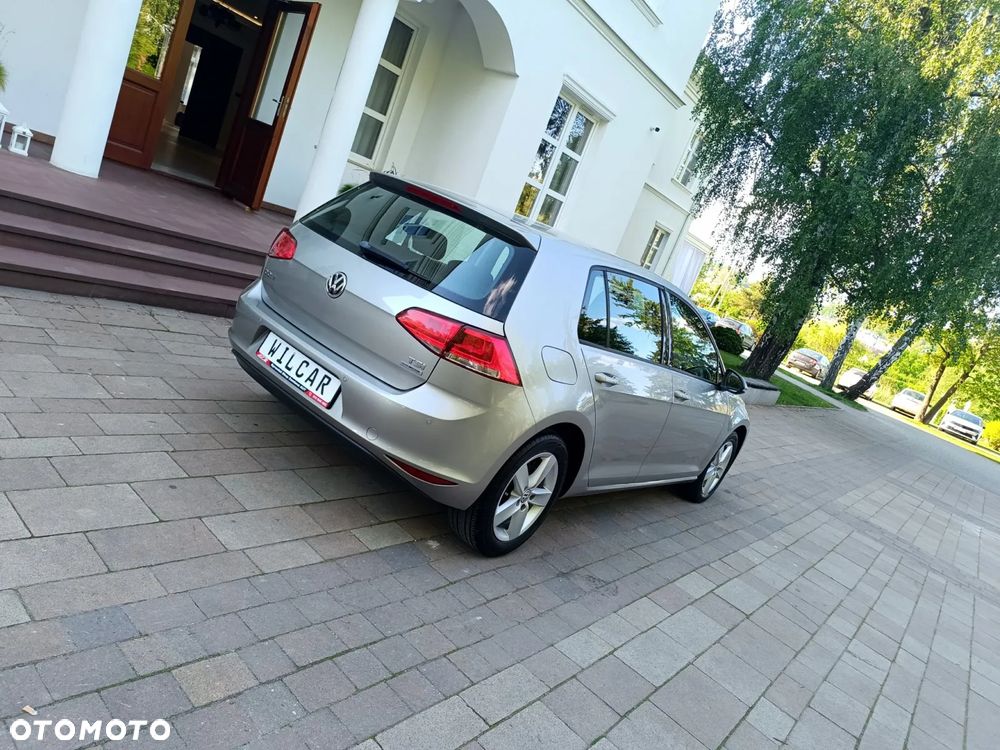 Volkswagen Golf 1.2 TSI BMT Trendline Perfectline - 17