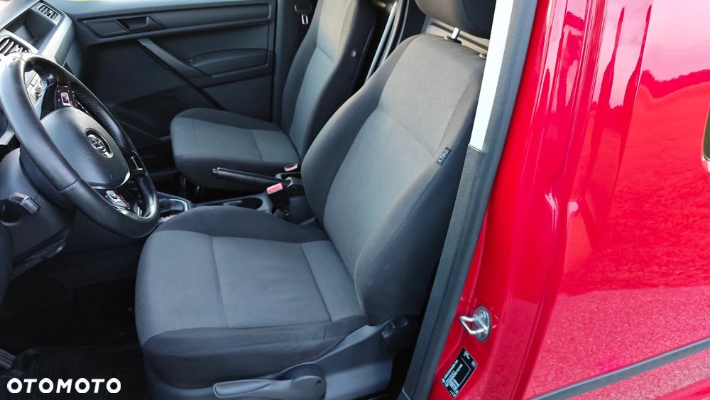 Volkswagen Caddy Maxi 2.0 TDI Comfortline DSG - 25