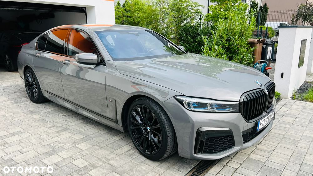 BMW Seria 7 - 8